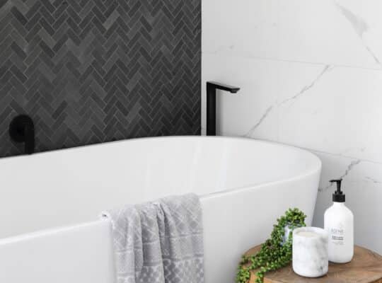 Les porte-serviettes : une alliance réussie entre fonctionnalité et esthétisme pour votre salle de bain