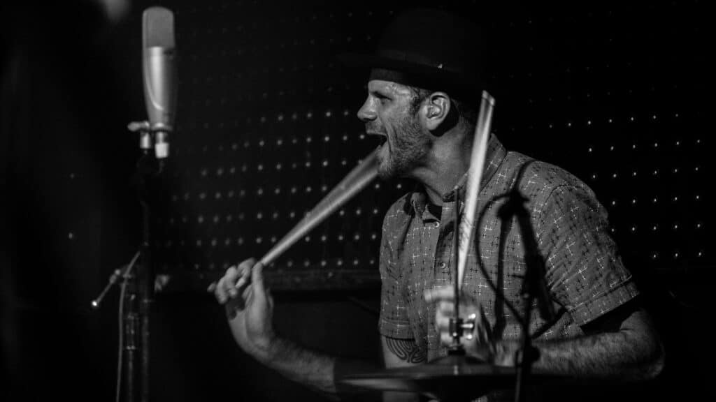 Découvrez le monde des percussions : guide des instruments les plus populaires